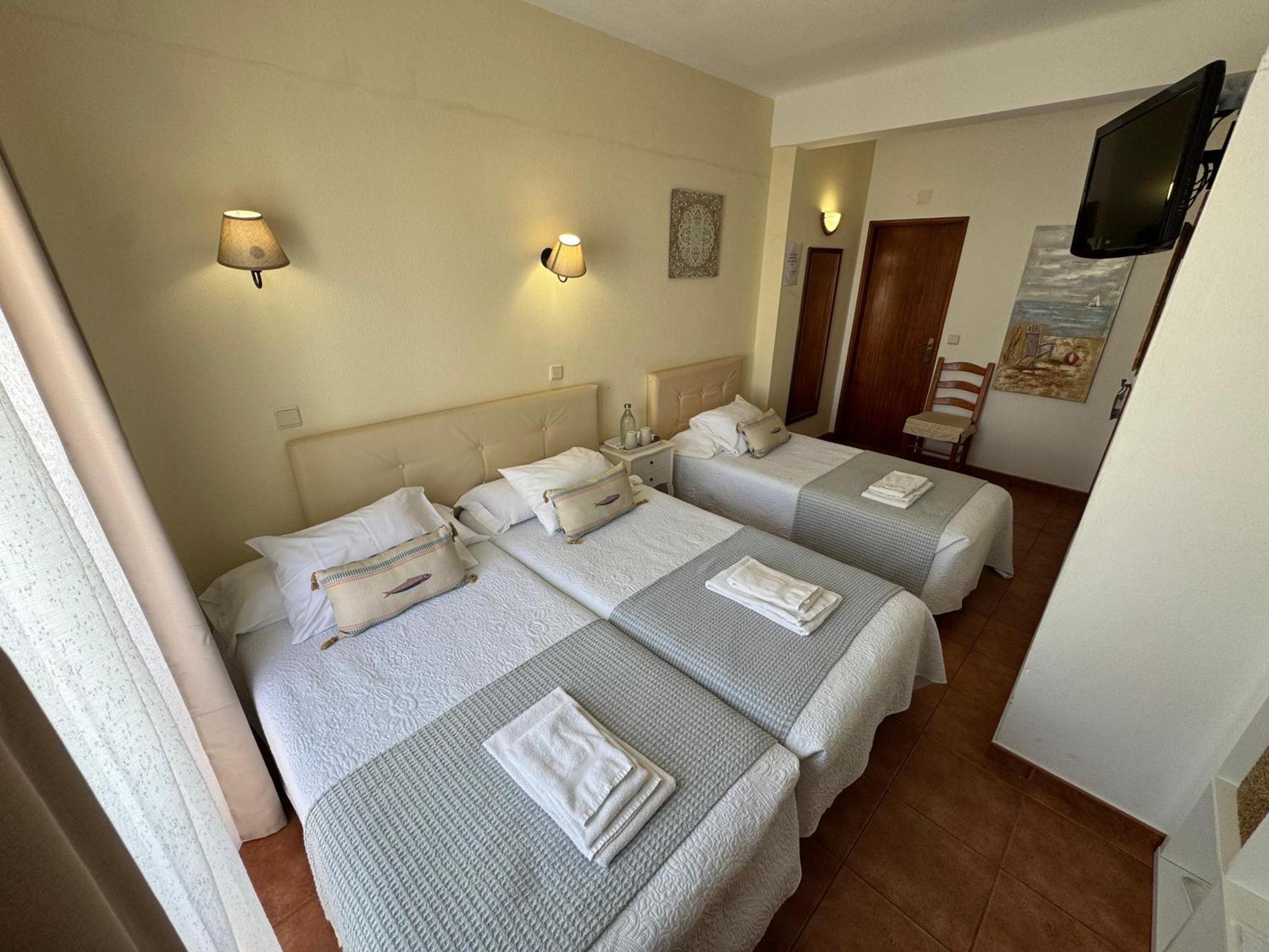 Quartos Abelha Porto Covo Esterno foto